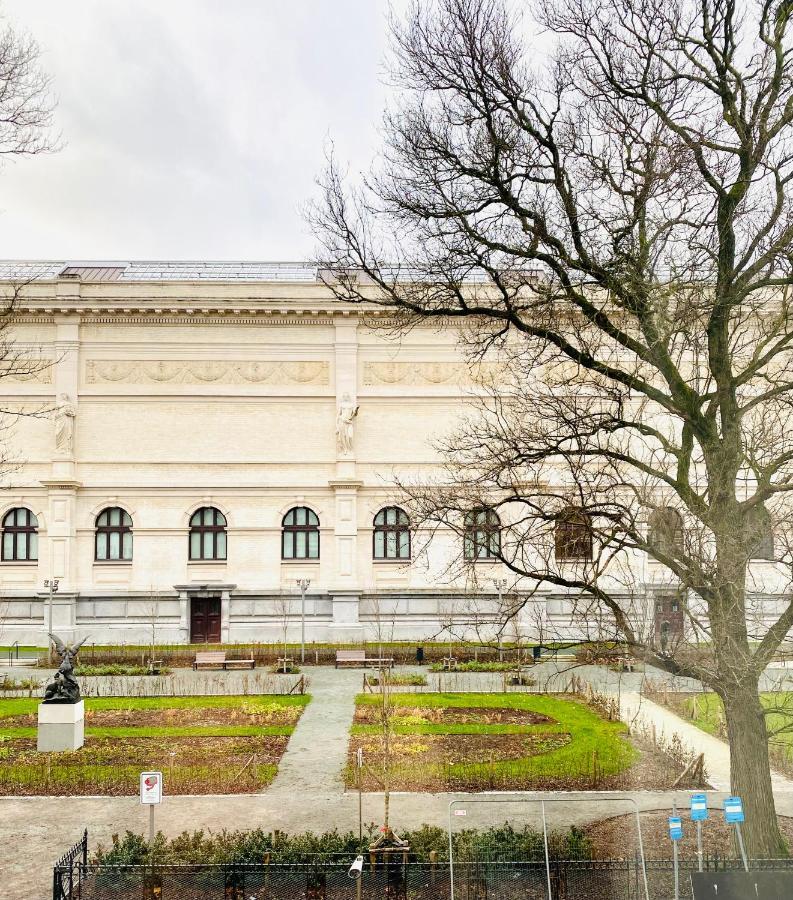 Antwerp Museum Suites Екстериор снимка